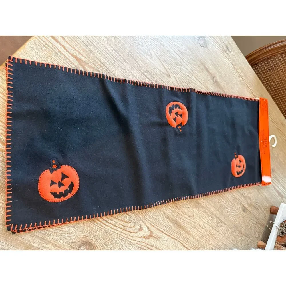 Halloween Pumpkin Wool Blend Table Runner Black Orange